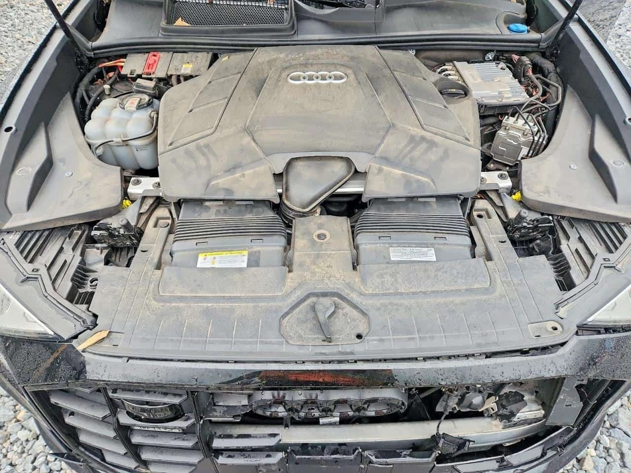 Audi Q8 S Line quattro Prestige * CARFAX *  | Mobile.bg � ����������� 12