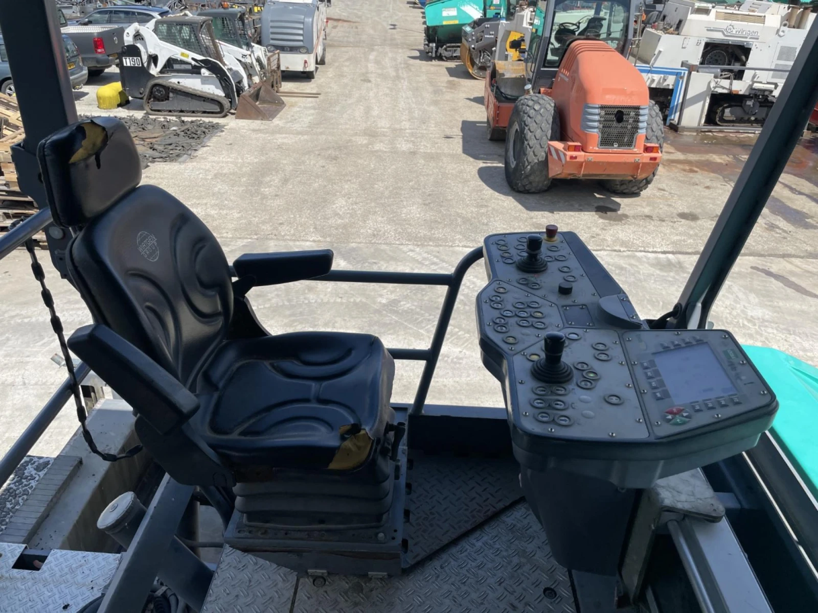 Асфалтополагаща машина Друга марка VÖGELE SUPER 1800-2 - изображение 5