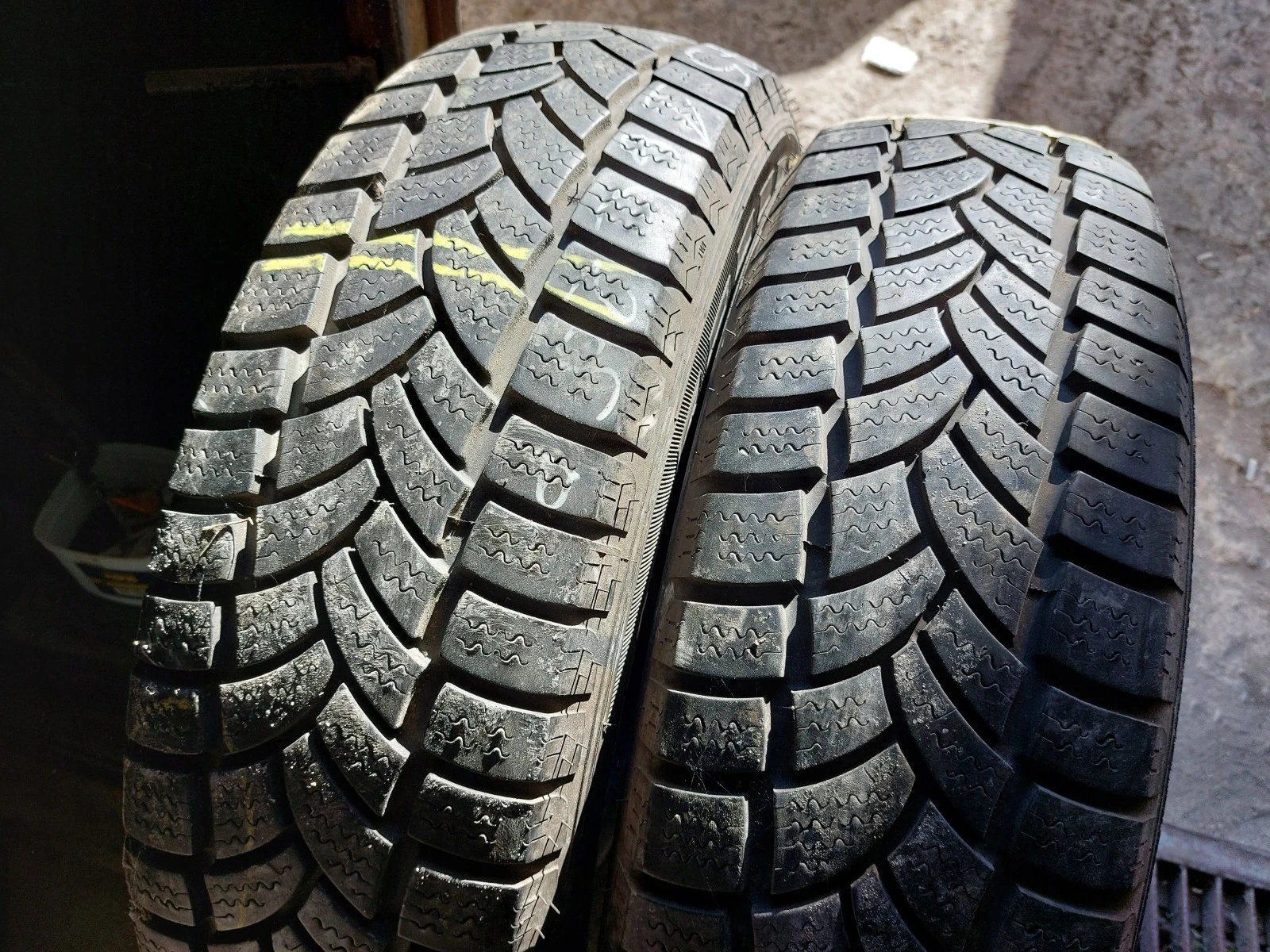 ���� 215/75R16 | Mobile.bg � ����������� 2