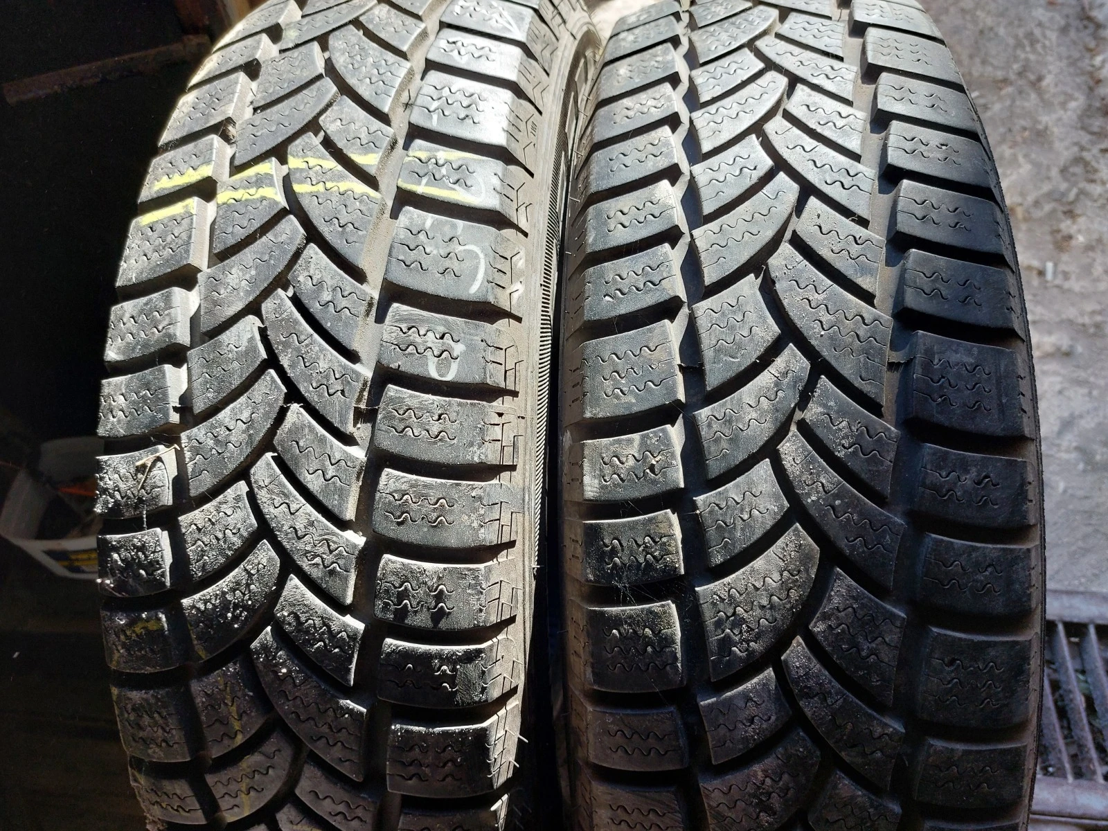���� 215/75R16 | Mobile.bg � ����������� 1