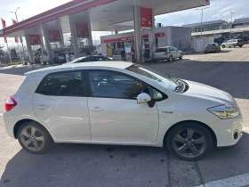 Toyota Auris 1.8 HSD Hybrid, снимка 3