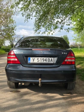 Mercedes-Benz C 200, снимка 8