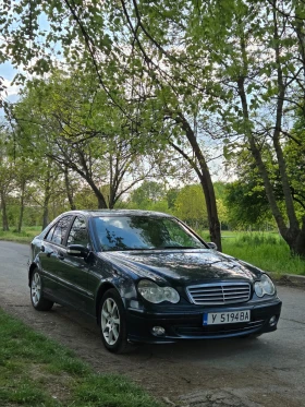 Mercedes-Benz C 200, снимка 3
