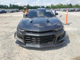 Chevrolet Camaro 6.2L V8