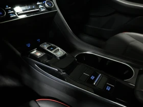 Hyundai Sonata SPORT * CARFAX* * АвтоКредит* (ЦЕНА ДО БГ) - 33499 лв. / 17127.77 € - 39301232 12