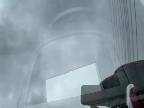 BMW 525 - 9300 € / 18189.22 лв. - 92858004 9