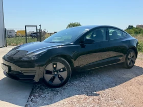������ Tesla Model 3