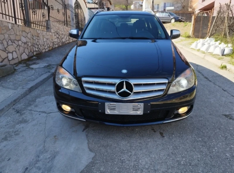 Mercedes-Benz C 220, снимка 1 - Автомобили и джипове - 47238199