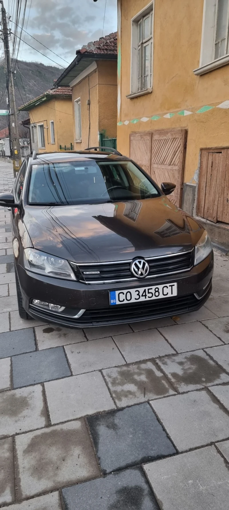 VW Passat B7 комби, снимка 1 - Автомобили и джипове - 47798092