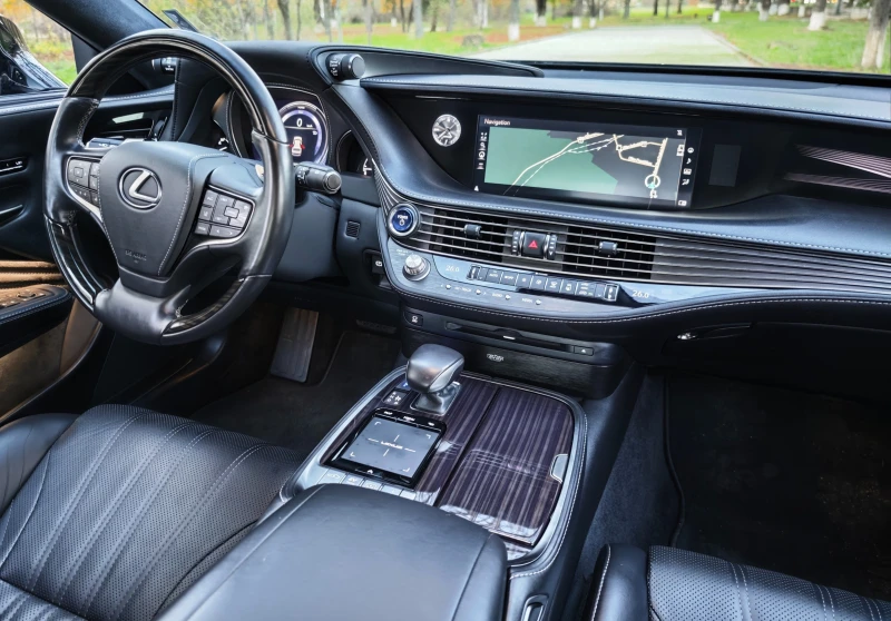 Lexus LS 500 EXECUTIVE VIP ПРОМОЦИЯ!!, снимка 12 - Автомобили и джипове - 51902463