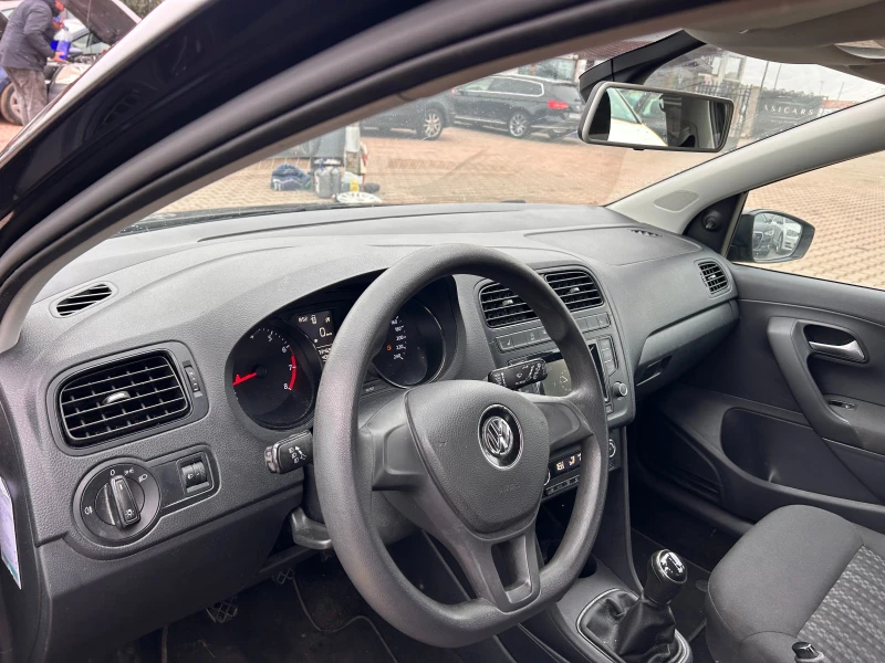 VW Polo 1.0i NAVI EURO 6, снимка 11 - Автомобили и джипове - 49116107