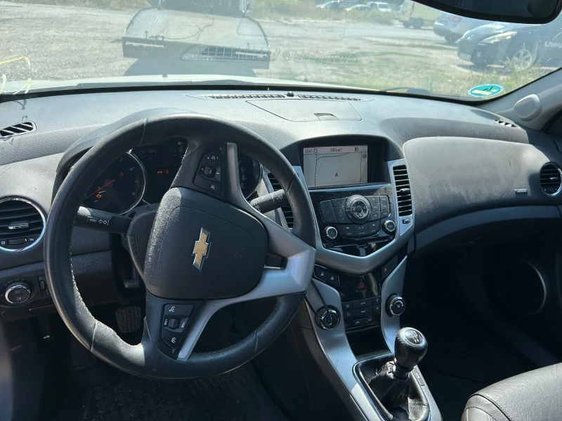 Chevrolet Cruze 1.8i, снимка 7 - Автомобили и джипове - 52366262