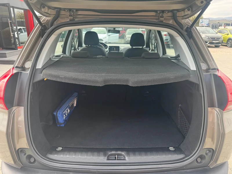 Peugeot 2008 1.2i EURO-6, снимка 16 - Автомобили и джипове - 52354542