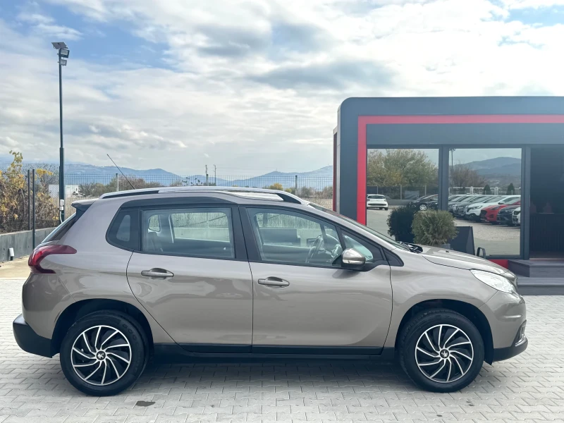Peugeot 2008 1.2i EURO-6, снимка 6 - Автомобили и джипове - 52354542