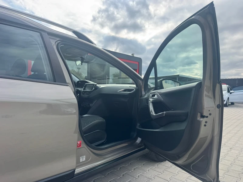 Peugeot 2008 1.2i EURO-6, снимка 14 - Автомобили и джипове - 52354542