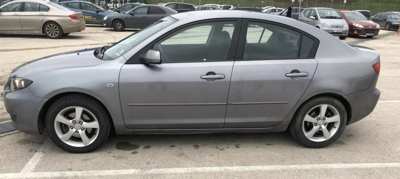 Mazda 3 1, 6 HDI, снимка 2 - Автомобили и джипове - 52699234