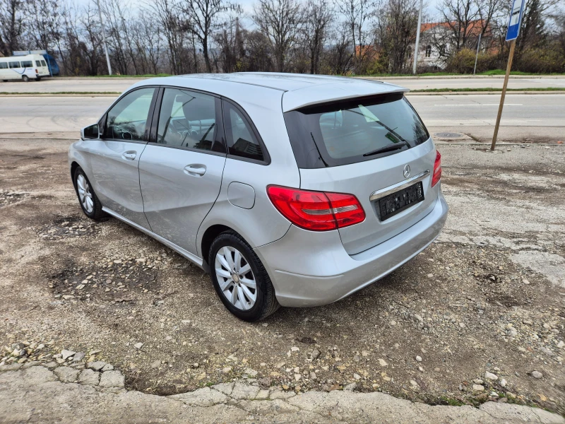 Mercedes-Benz B 180 EXECUTIVE, снимка 5 - Автомобили и джипове - 52799512