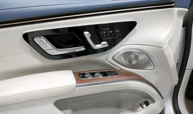 Mercedes-Benz EQS 450+ AMG Line, снимка 7 - Автомобили и джипове - 52834684