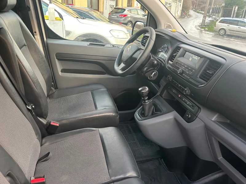 Citroen Jumpy 1.6-116к.с-2019г.-ИТАЛИЯ!, снимка 13 - Автомобили и джипове - 53171460