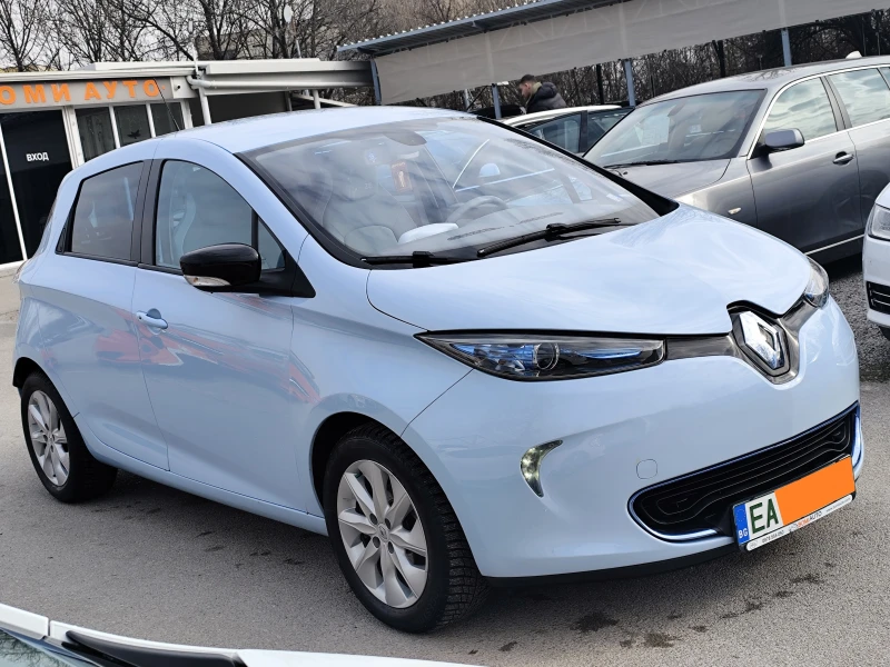 Renault Zoe LED* NAVI* 22KWh* 120km* , снимка 3 - Автомобили и джипове - 53413117