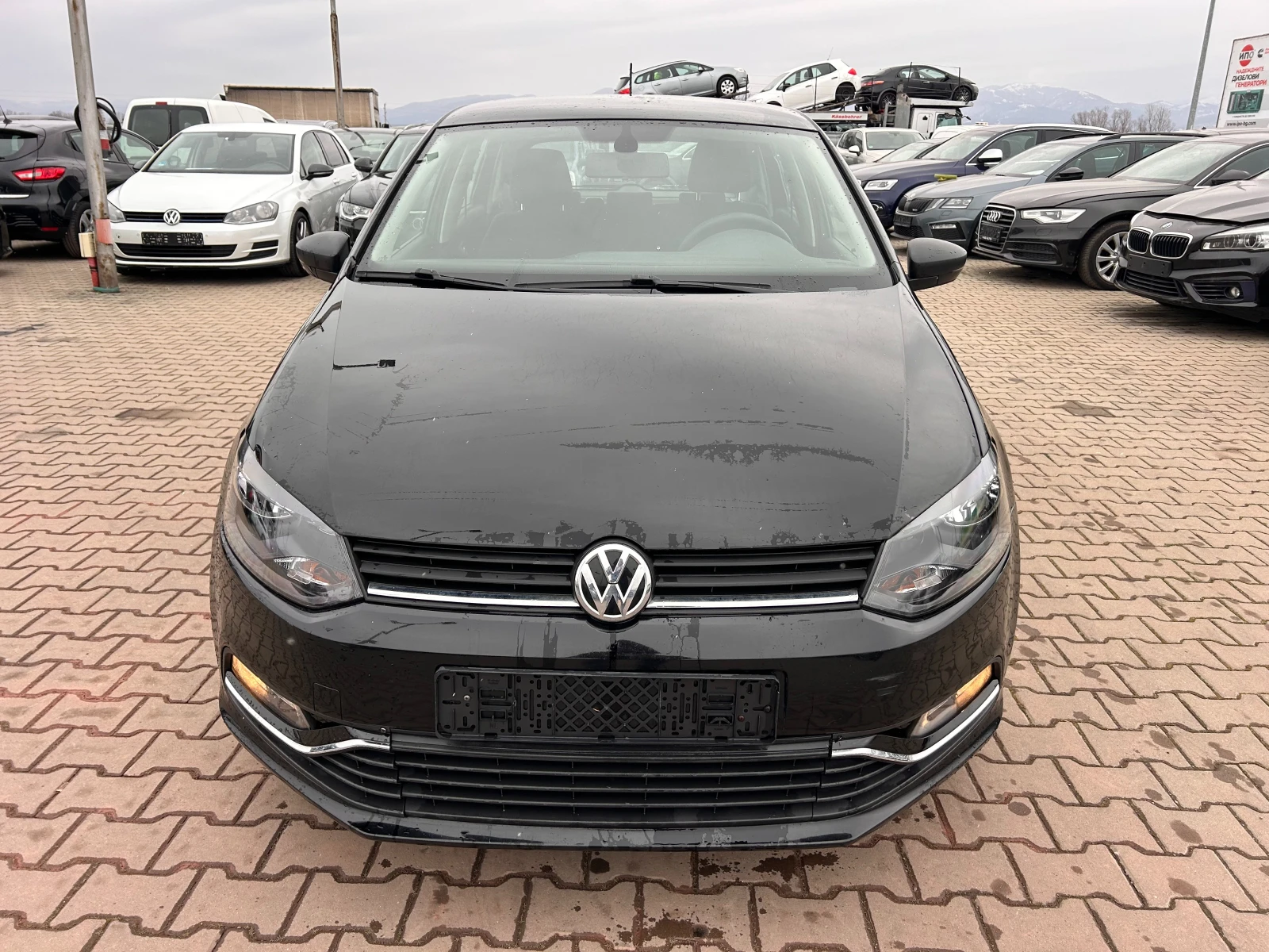 VW Polo 1.0i NAVI EURO 6 - изображение 3