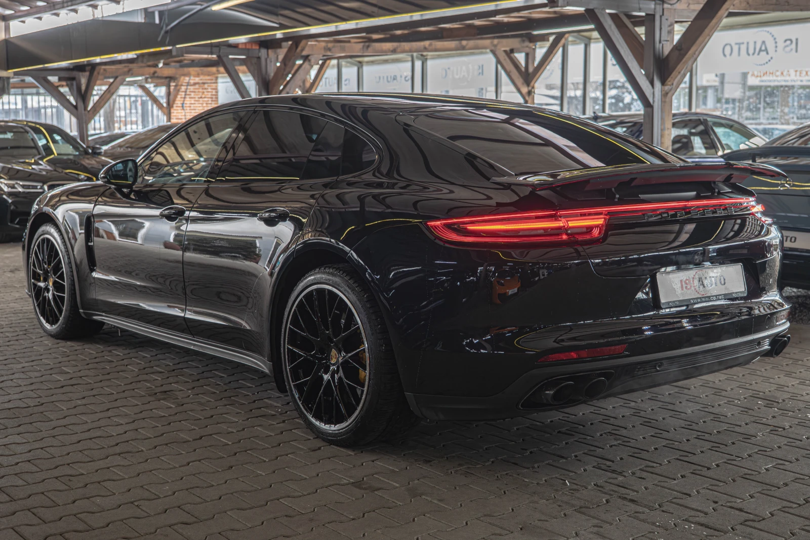 Porsche Panamera Turbo/PCCB/PDLS+ /Carbon pack/Magic Sky/Bose - изображение 4