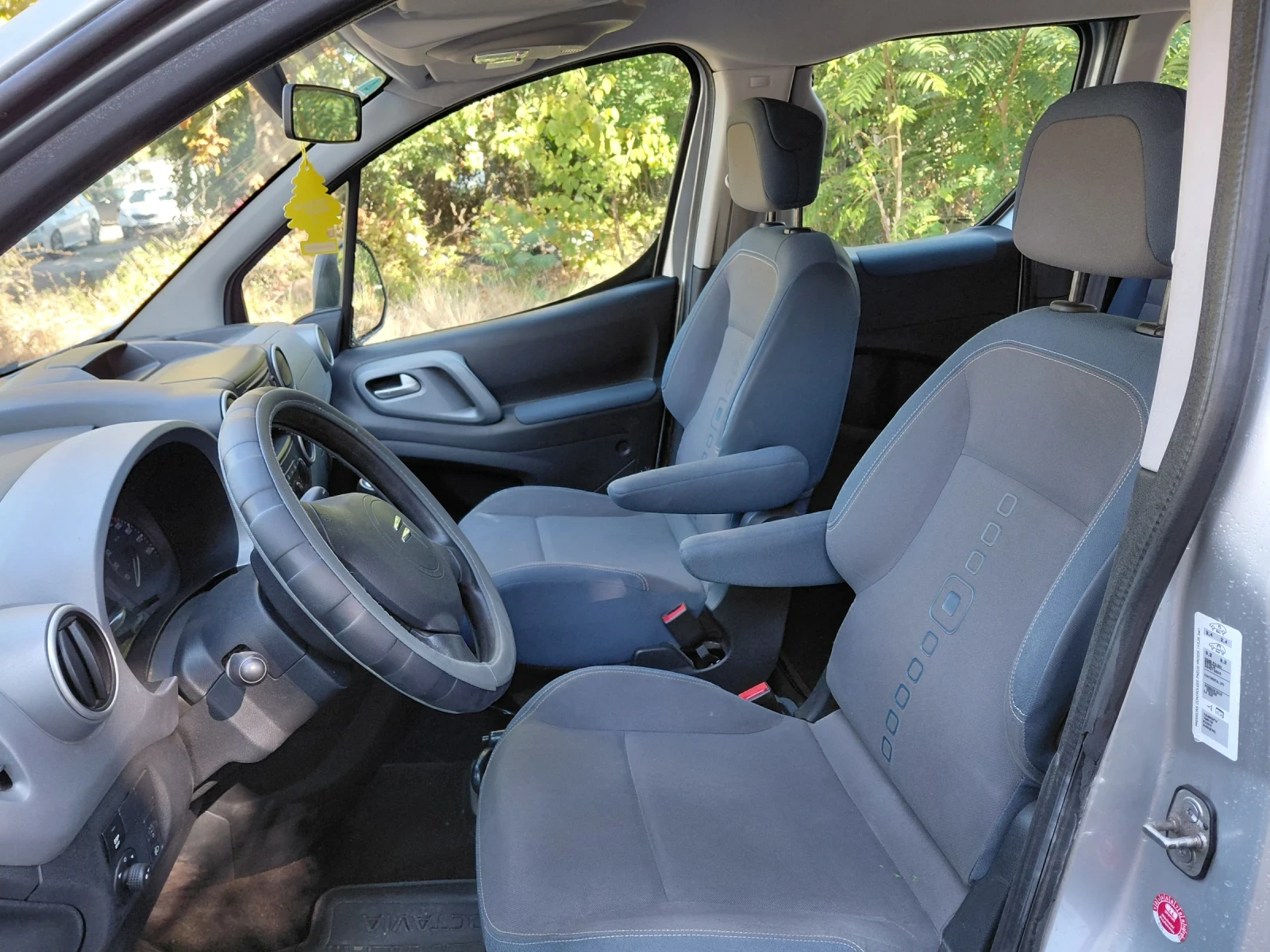 Citroen Berlingo 1.6i-Пътнически - изображение 9
