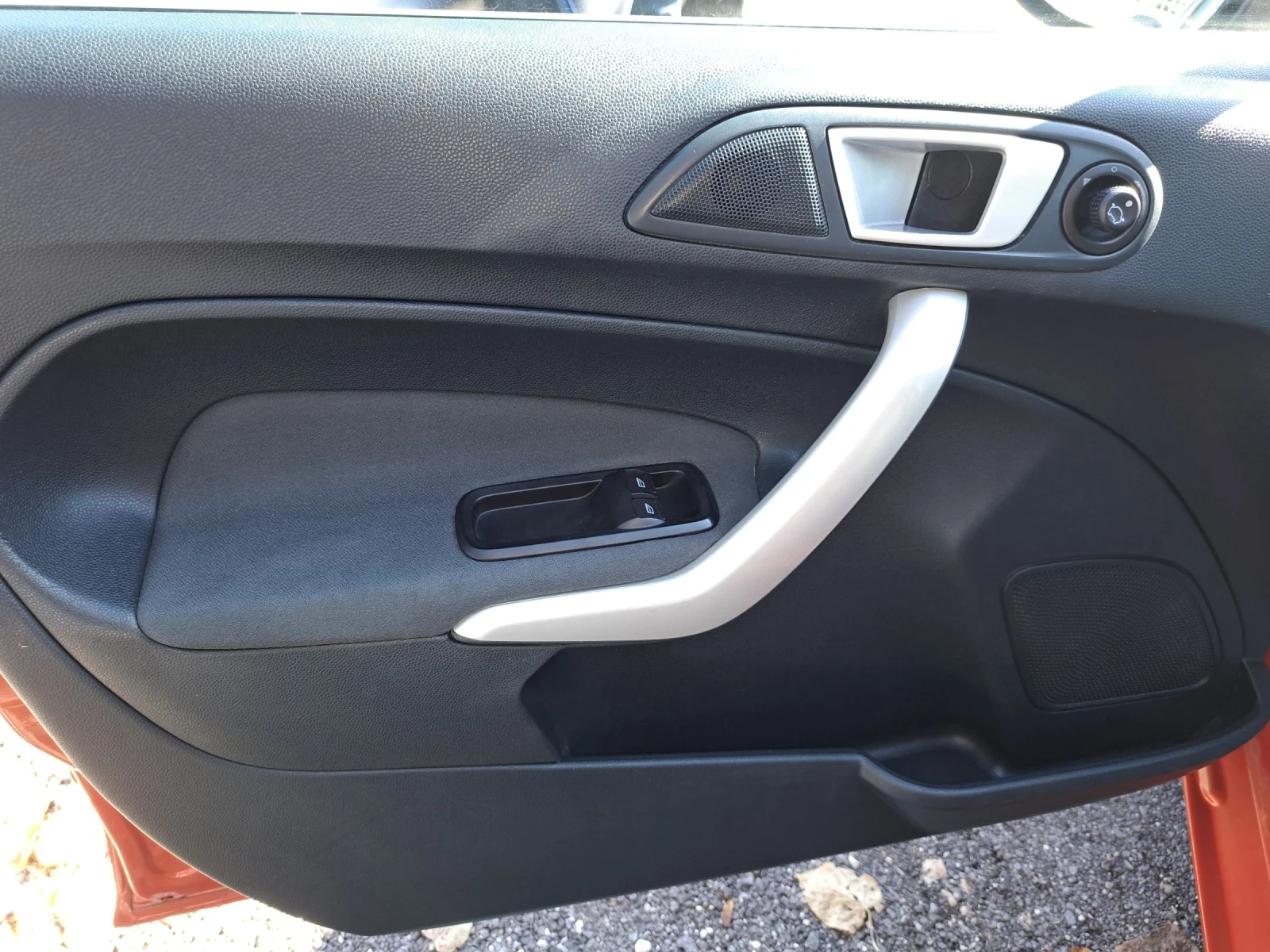 Ford Fiesta 1.4 DURATEC - изображение 10