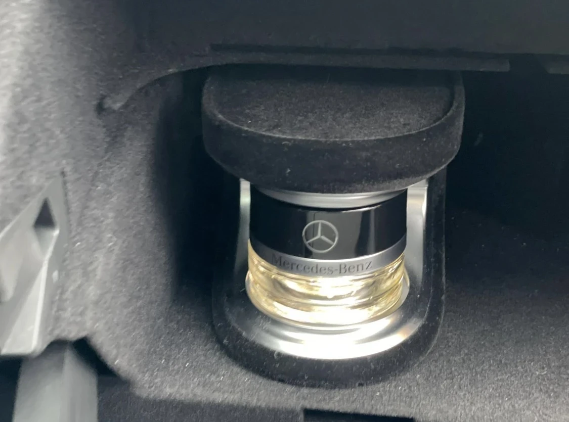 Mercedes-Benz C 300 -AMG - 9G - Full - Panorama - Distronic - Cam360-  | Mobile.bg   17