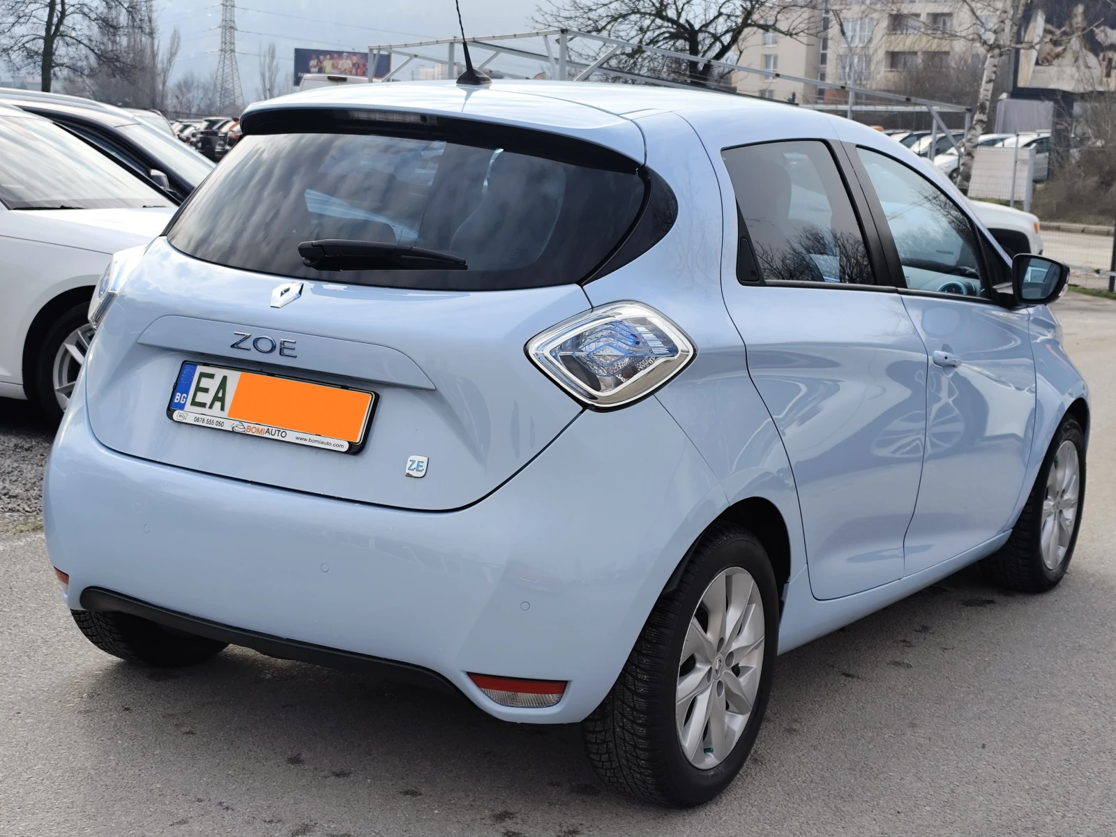 Renault Zoe LED* NAVI* 22KWh* 120km*  - изображение 4