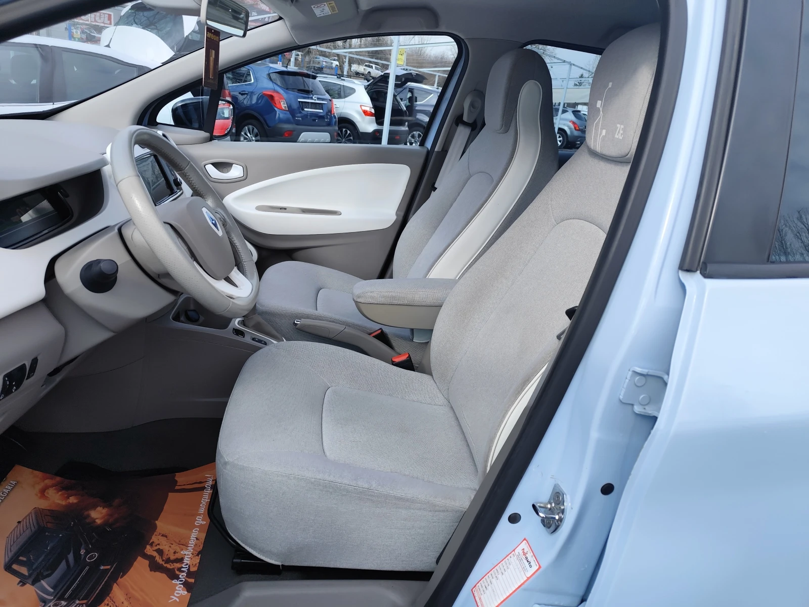 Renault Zoe LED* NAVI* 22KWh* 120km*  - изображение 6