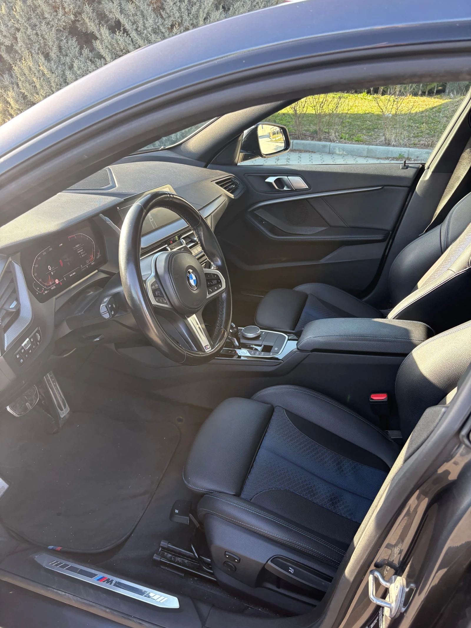 BMW 2 Gran Coupe 2MSport/DIGITAL/2xPANO/HUD/CPlay/LED/AMBI/GER/F, снимка 15 - Автомобили и джипове - 53822243