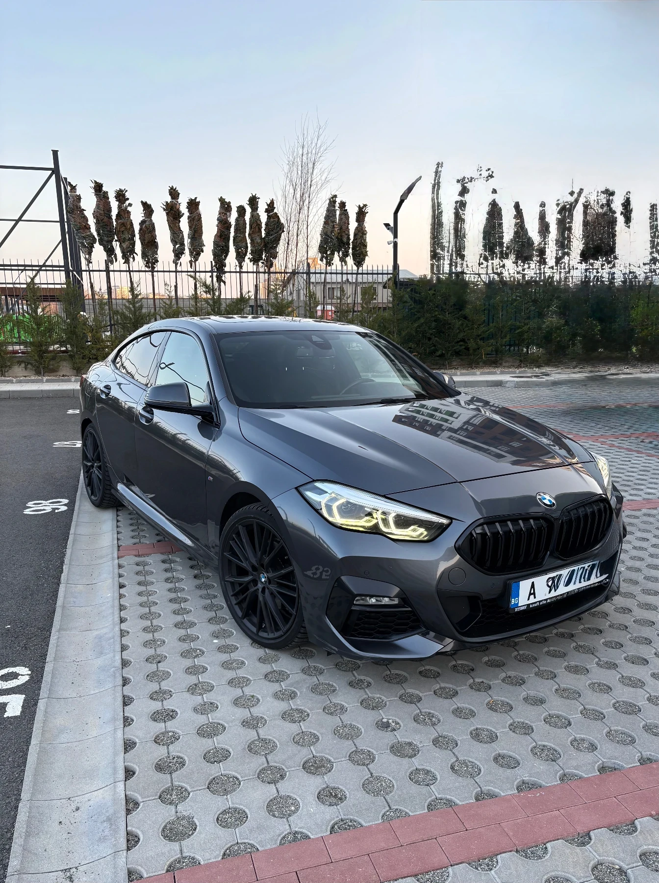 BMW 2 Gran Coupe 2MSport/DIGITAL/2xPANO/HUD/CPlay/LED/AMBI/GER/F, снимка 7 - Автомобили и джипове - 54656862