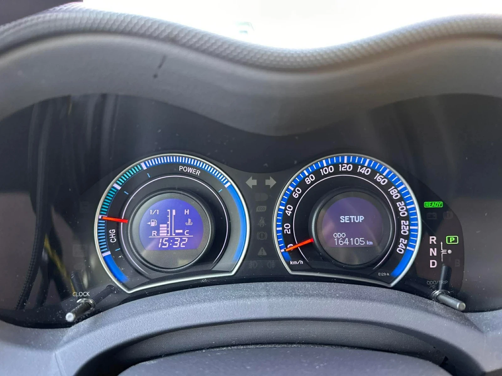 Toyota Auris 1.8 HSD Hybrid, снимка 8 - Автомобили и джипове - 54222396