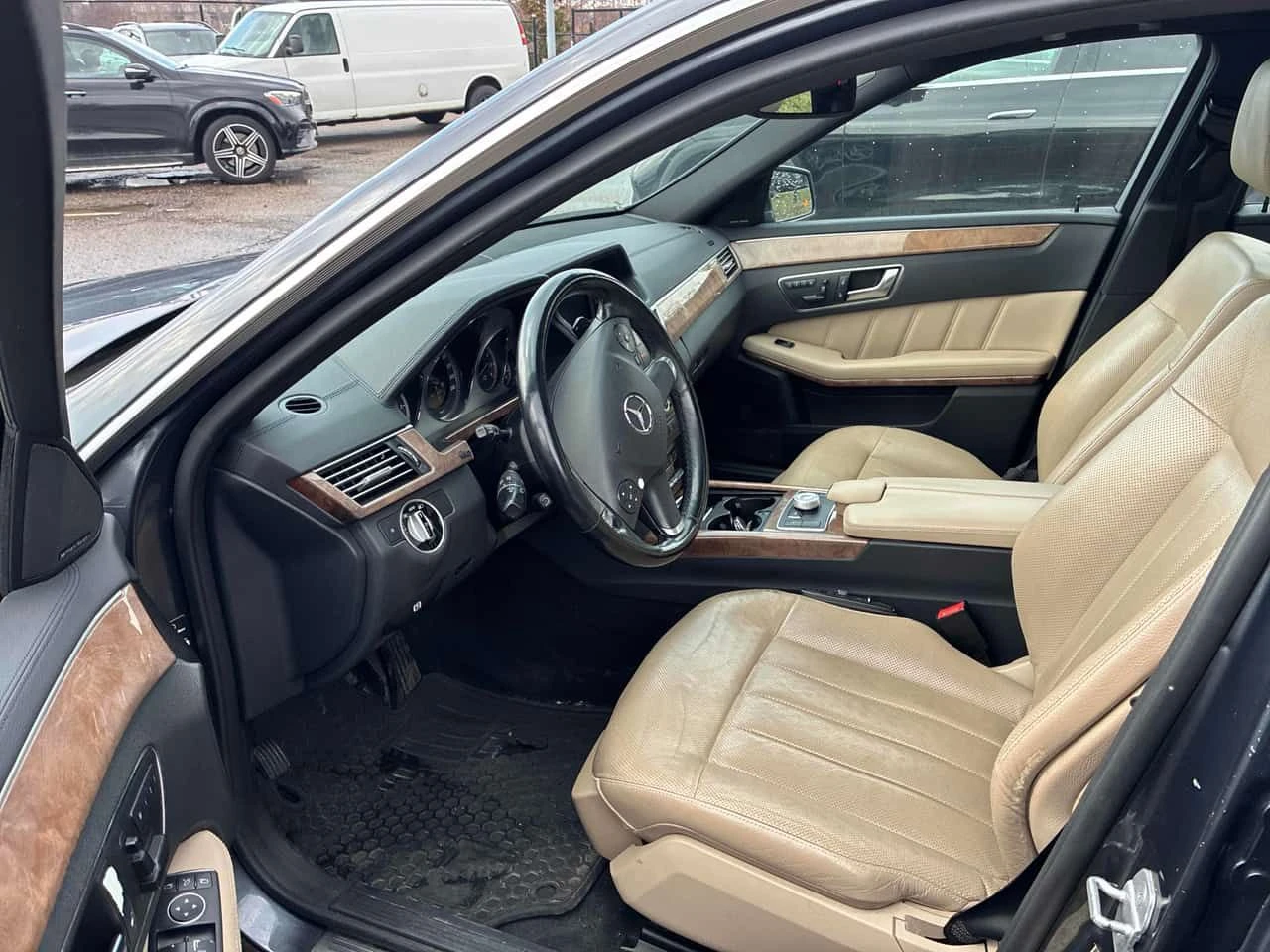 Mercedes-Benz E 55 * 550 * PANO* ПОДГРЕВ* ОБДУХВАНЕ* KEYLESS* , снимка 5 - Автомобили и джипове - 54236567