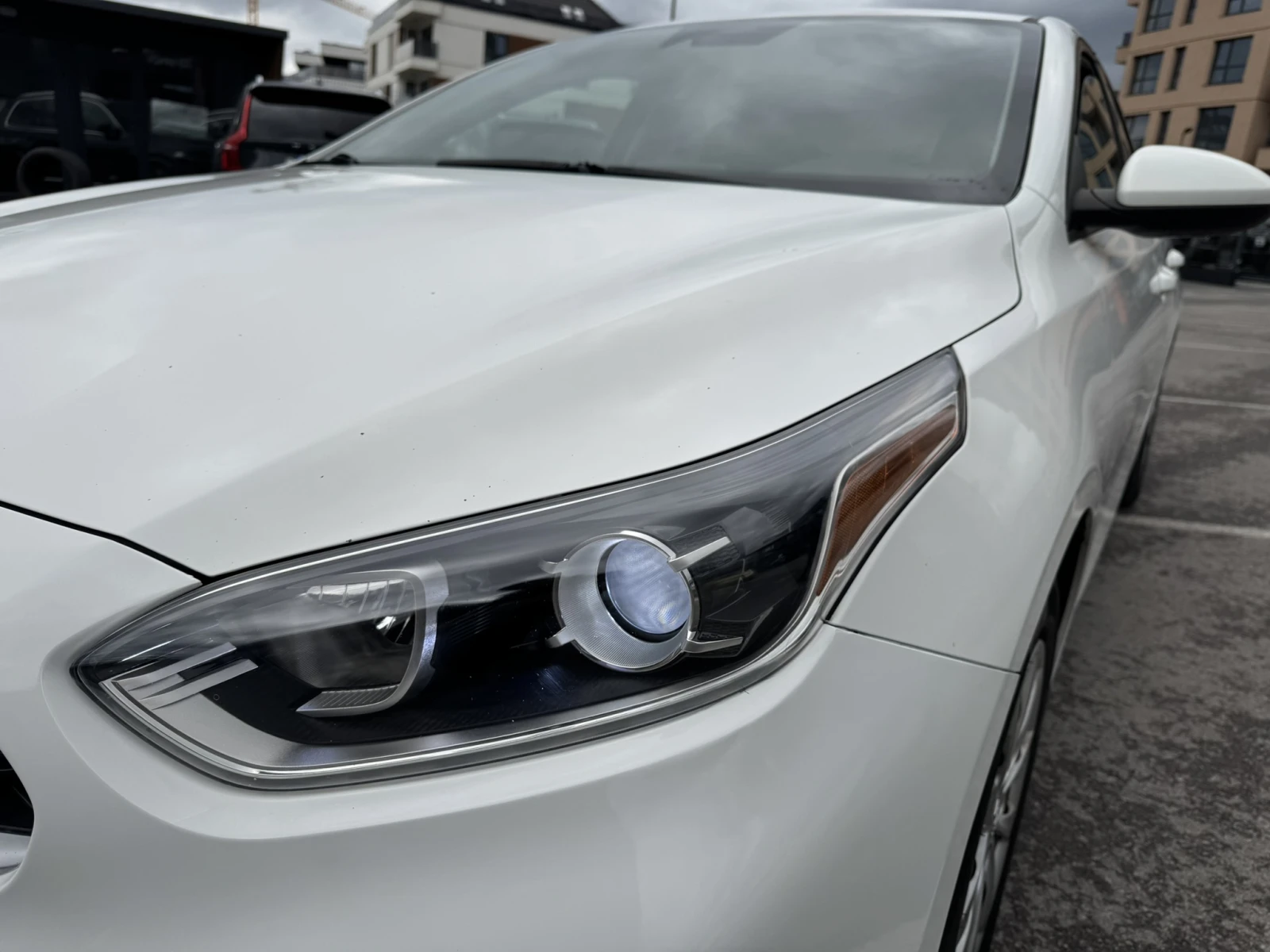 Kia Ceed Forte Fe, снимка 13 - Автомобили и джипове - 54662967