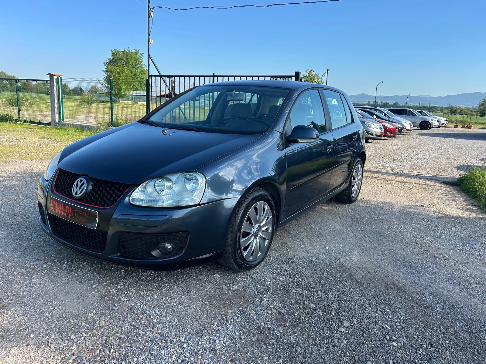 VW Golf 1.6 I ГАЗ-БЕНЗИН, снимка 3 - Автомобили и джипове - 54680887