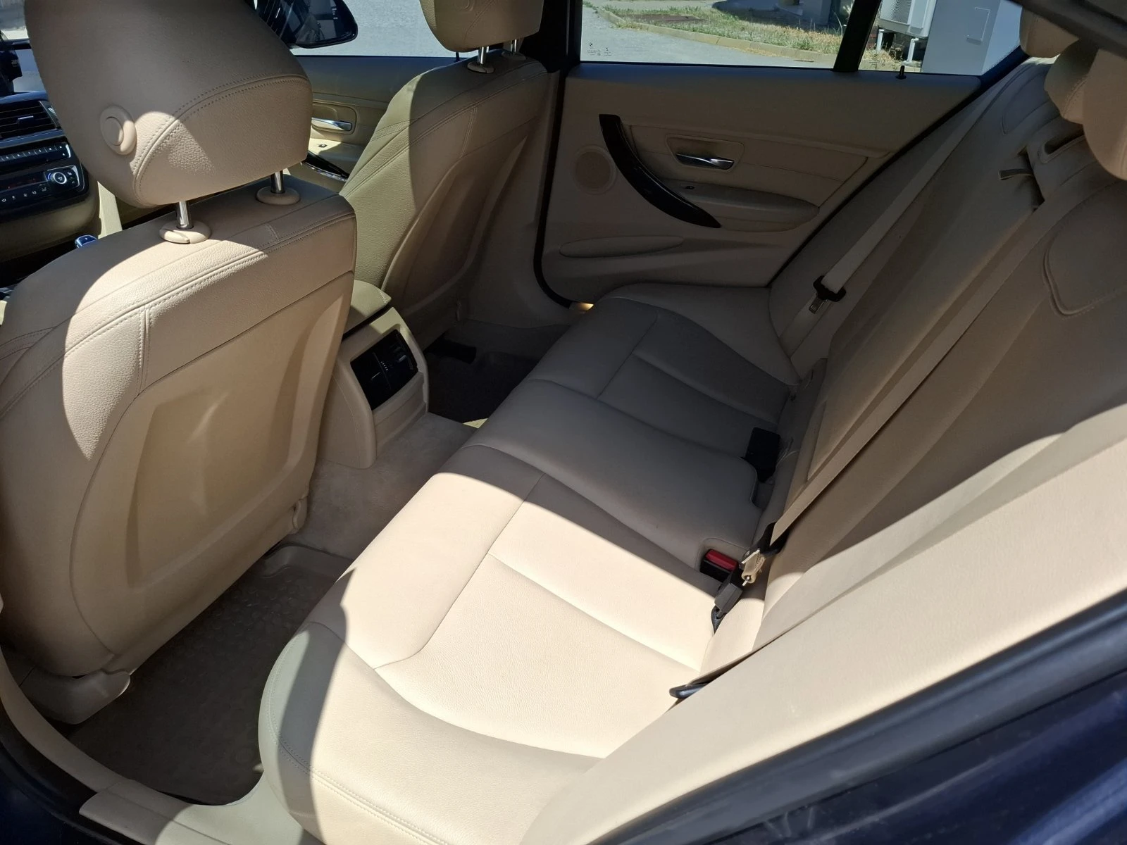 BMW 328 Xdrive, снимка 8 - Автомобили и джипове - 54738638