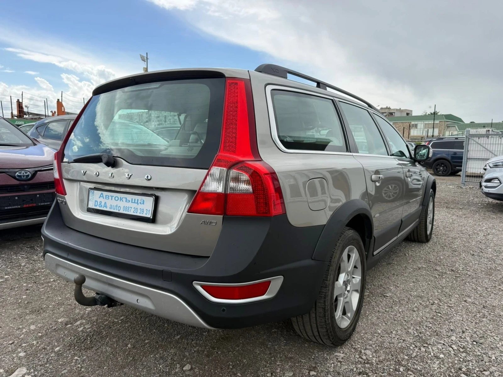 Volvo Xc70 3.2i   AWD 238к.с , снимка 6 - Автомобили и джипове - 54991866