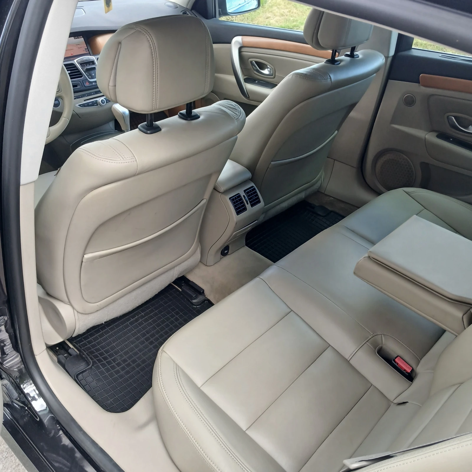 Renault Laguna АВТОМАТИК , снимка 15 - Автомобили и джипове - 55021127
