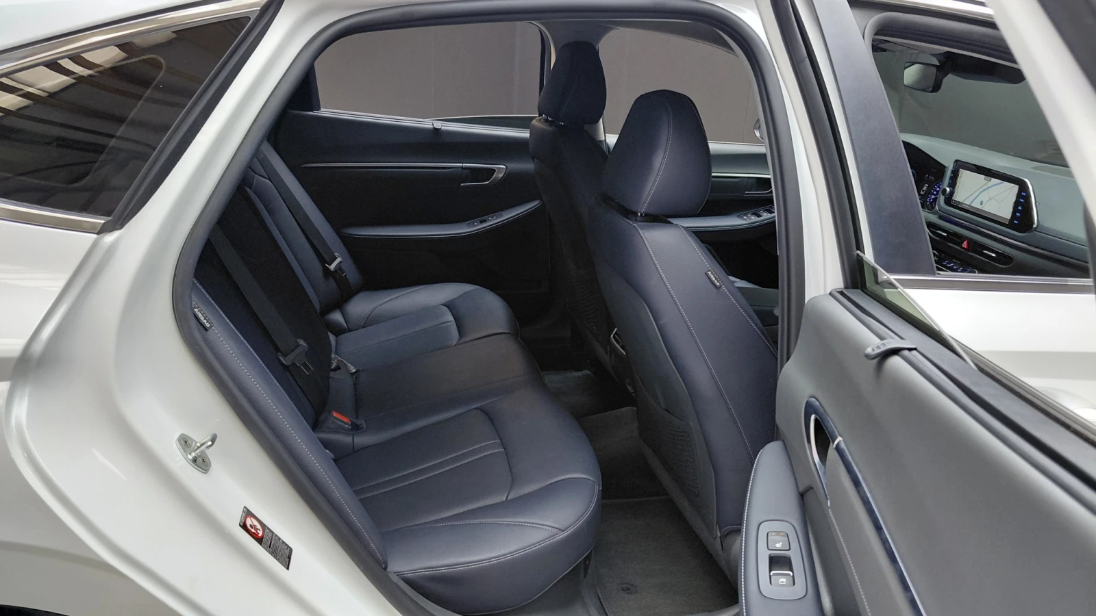 Hyundai Sonata Premium Plus, снимка 11 - Автомобили и джипове - 55878465