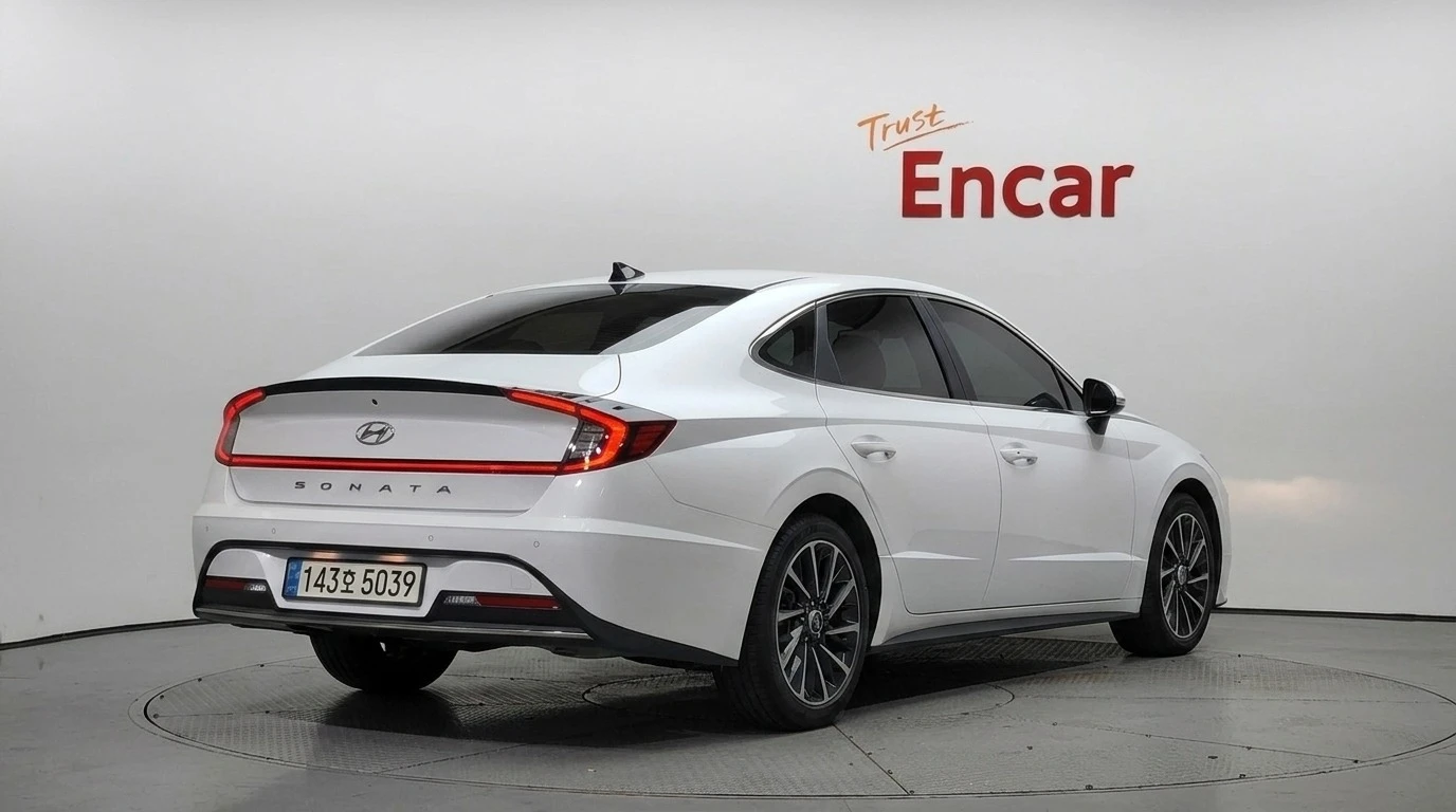 Hyundai Sonata Premium Plus, снимка 2 - Автомобили и джипове - 55878465