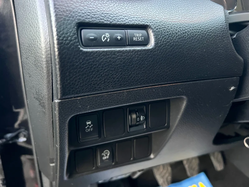 Nissan Qashqai 1.5DCI/TRKNA/NAVI/TOP, снимка 13 - Автомобили и джипове - 49634886