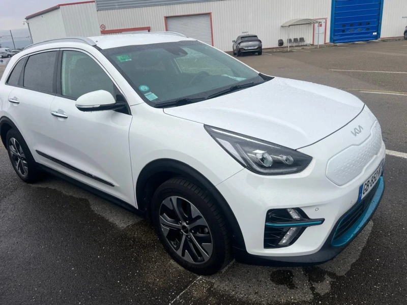 Kia Niro PREMIUM 64KW 204КС, снимка 2 - Автомобили и джипове - 52804351