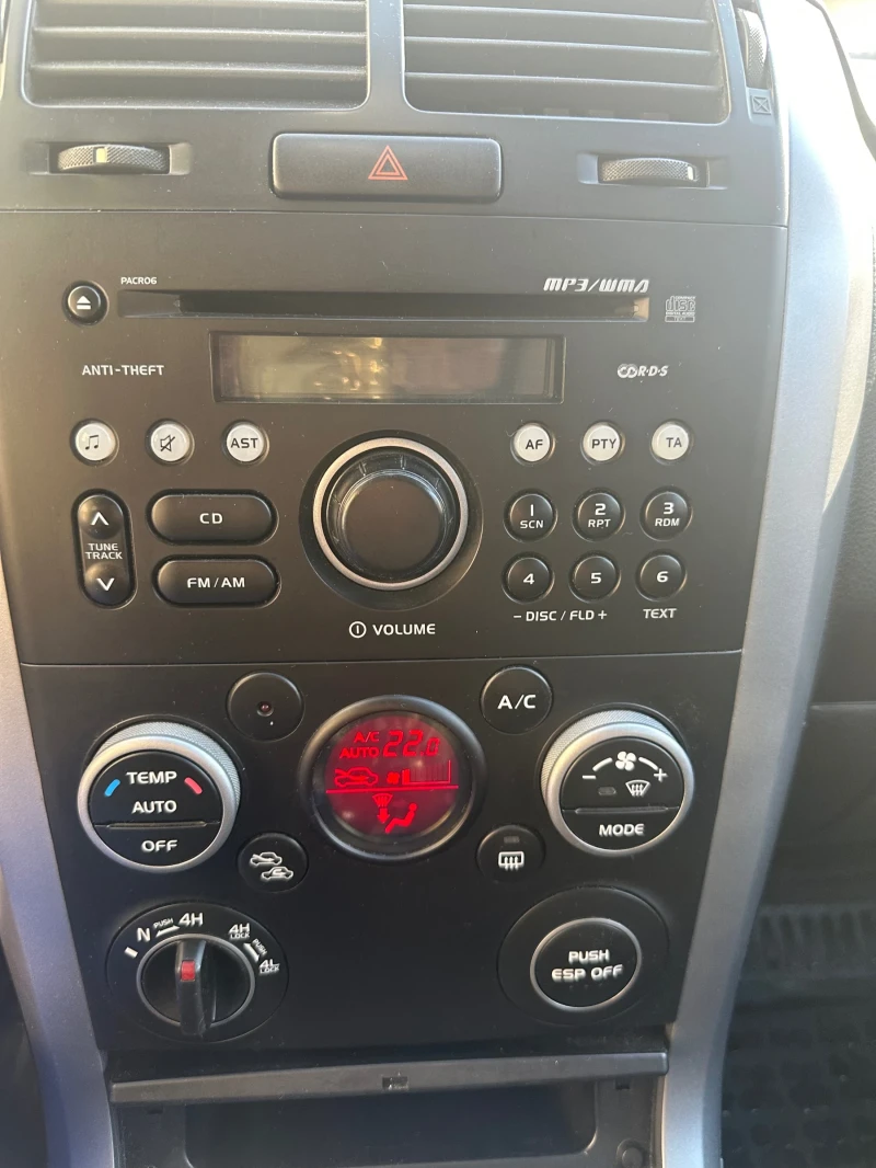 Suzuki Grand vitara 1.9 DDiS, снимка 13 - Автомобили и джипове - 52813353