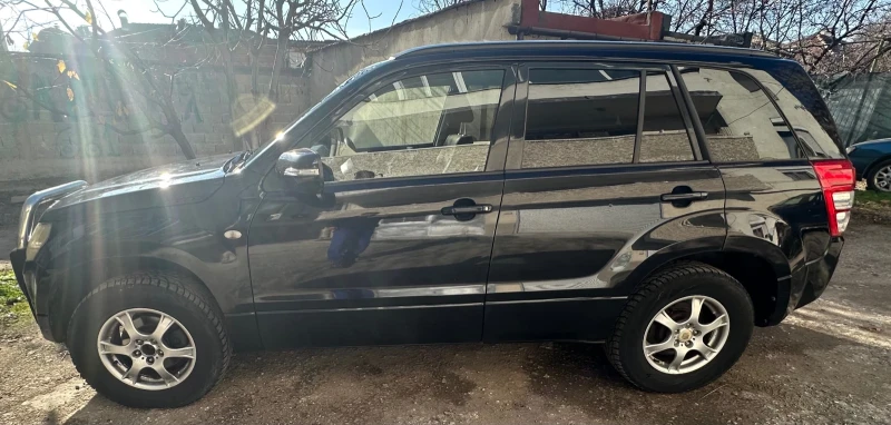 Suzuki Grand vitara 1.9 DDiS, снимка 4 - Автомобили и джипове - 52813353