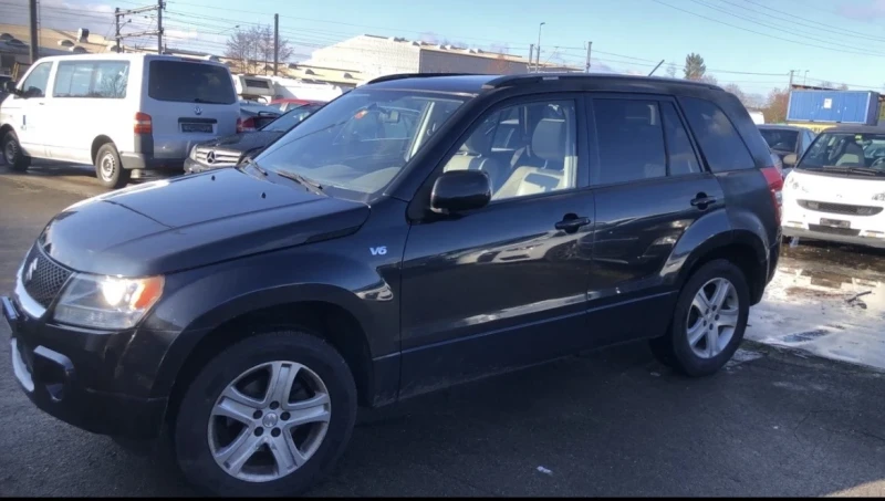 Suzuki Grand vitara, снимка 4 - Автомобили и джипове - 52921042