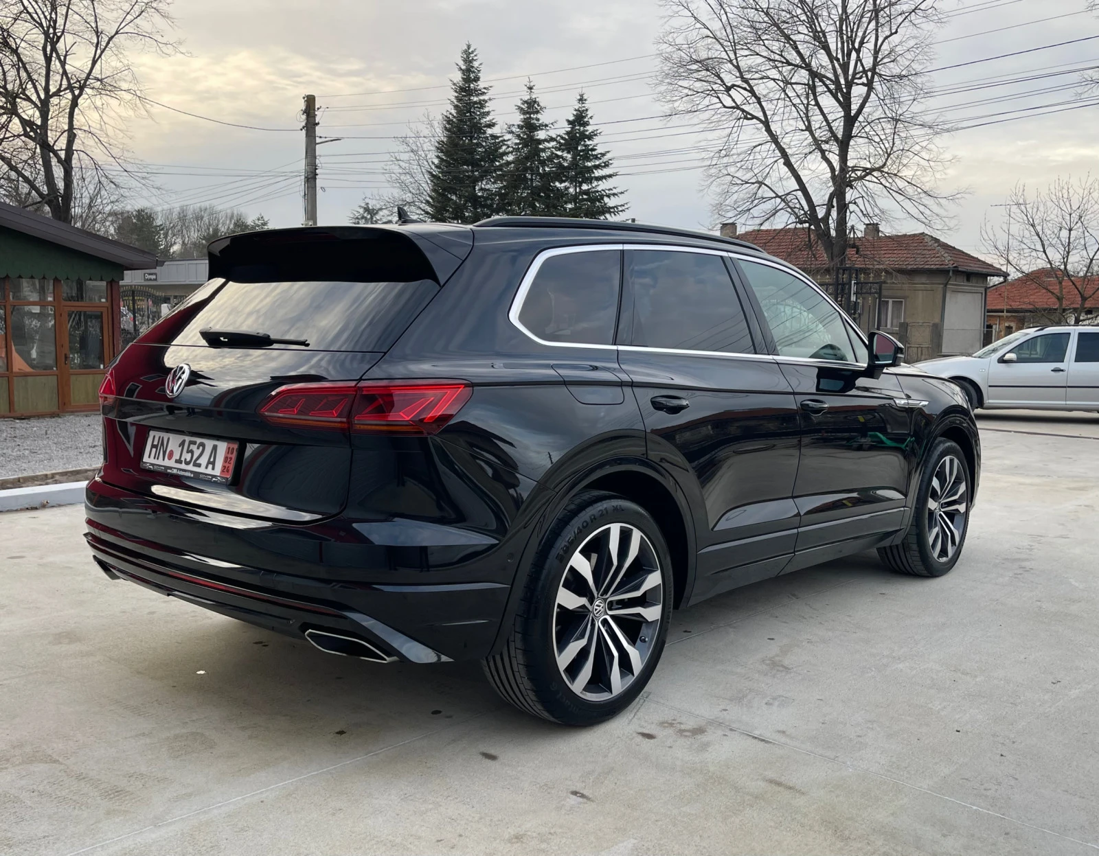 VW Touareg R-LINE V8 TDI DYNAUDIO - изображение 6