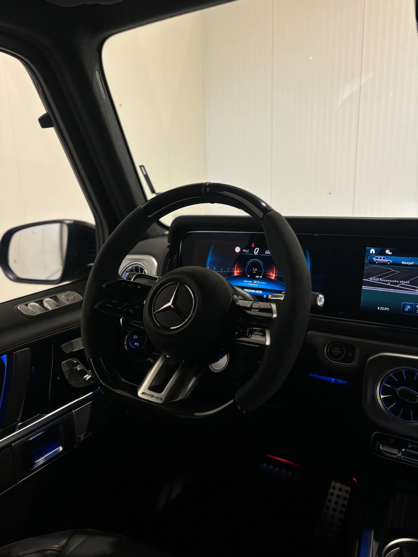 Mercedes-Benz G 63 AMG FACELIFT / AMG / 605 PS / 6345 KM / 2025 - изображение 10