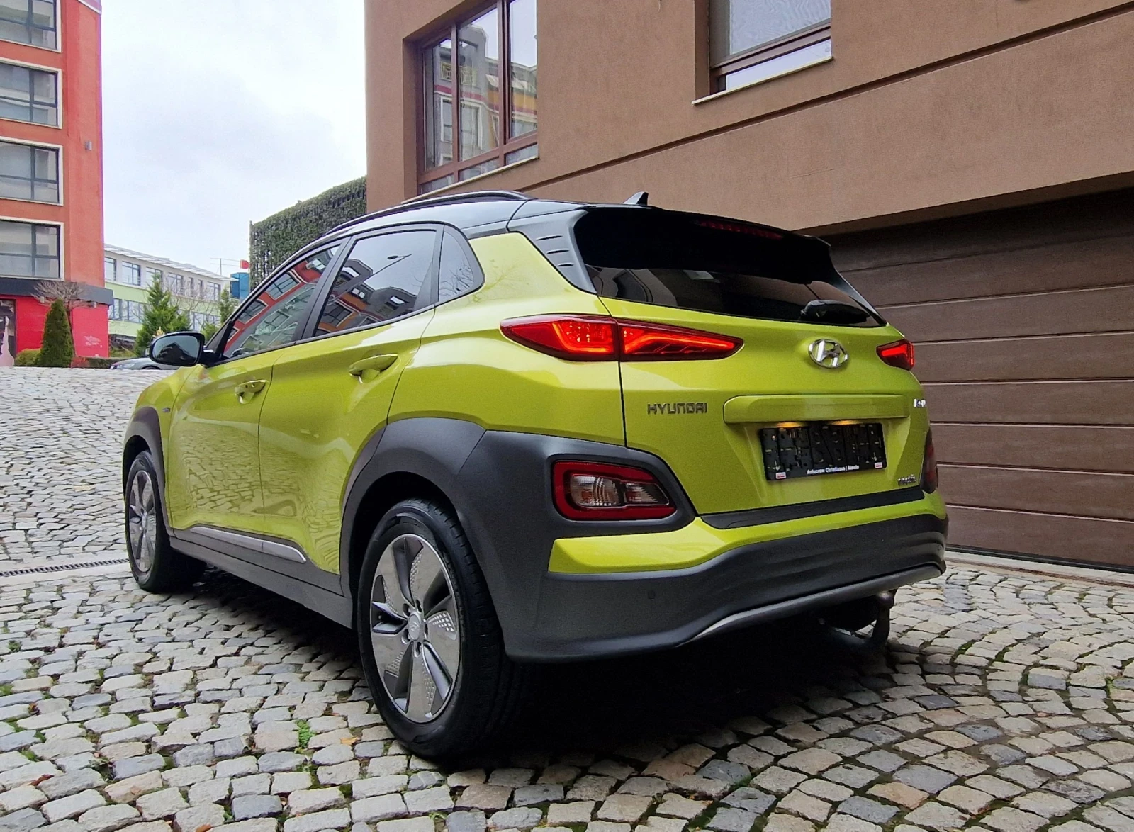 Hyundai Kona 64KWhPremium/SOH100% - изображение 4